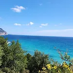 Casa Delle Rose Terrazza Vista Mare Panoramica E Relax A Cala Gonnone, Wifi, Ac Cala Gonone